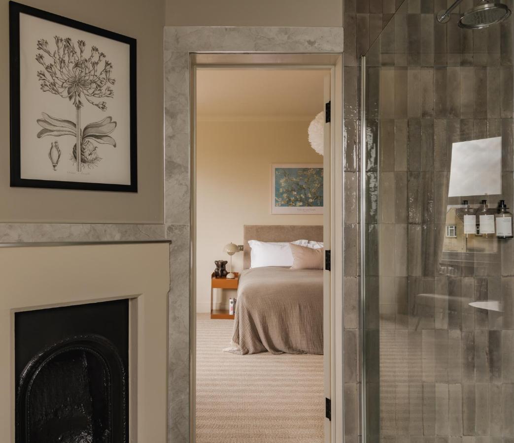 Leighton House Boutique B&B Bath Extérieur photo A room at The Ivy Hotel