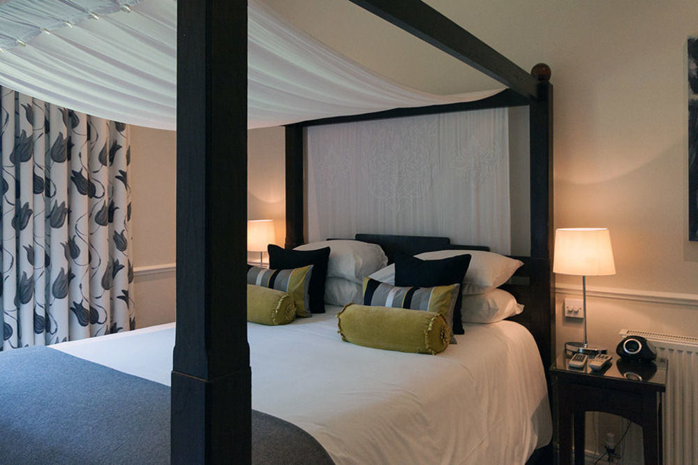 Leighton House Boutique B&B Bath Extérieur photo A bedroom at The Old parsonage